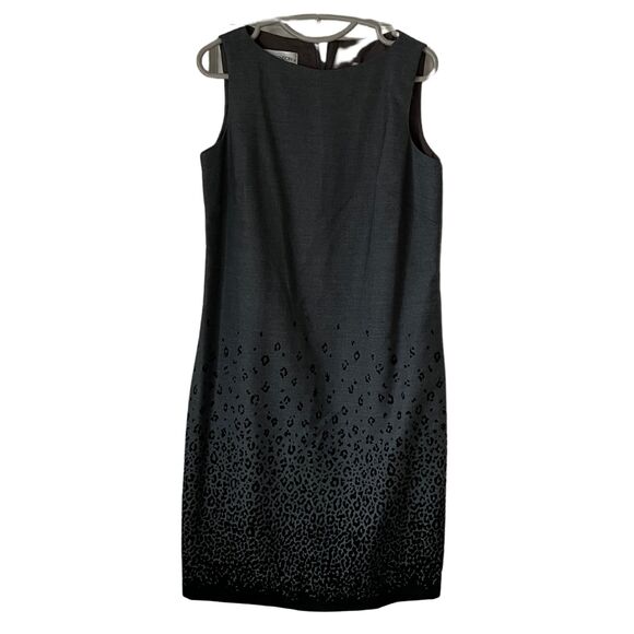 Maggy London Dresses & Skirts - Maggy London Dress Women's Size 8  Gray  Sleeveless Sheath Dress Petites